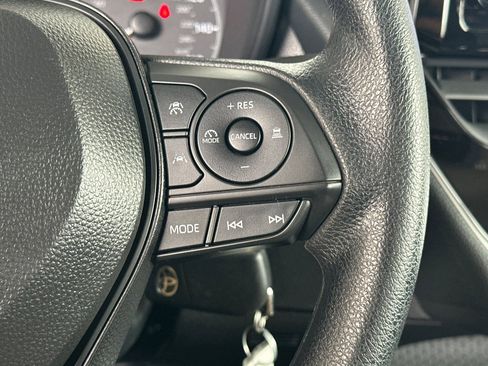 Used 2024 Toyota Corolla LE image 30