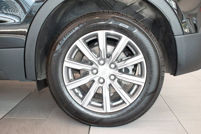 Used 2020 Cadillac XT4 Sport AWD/4WD image 9
