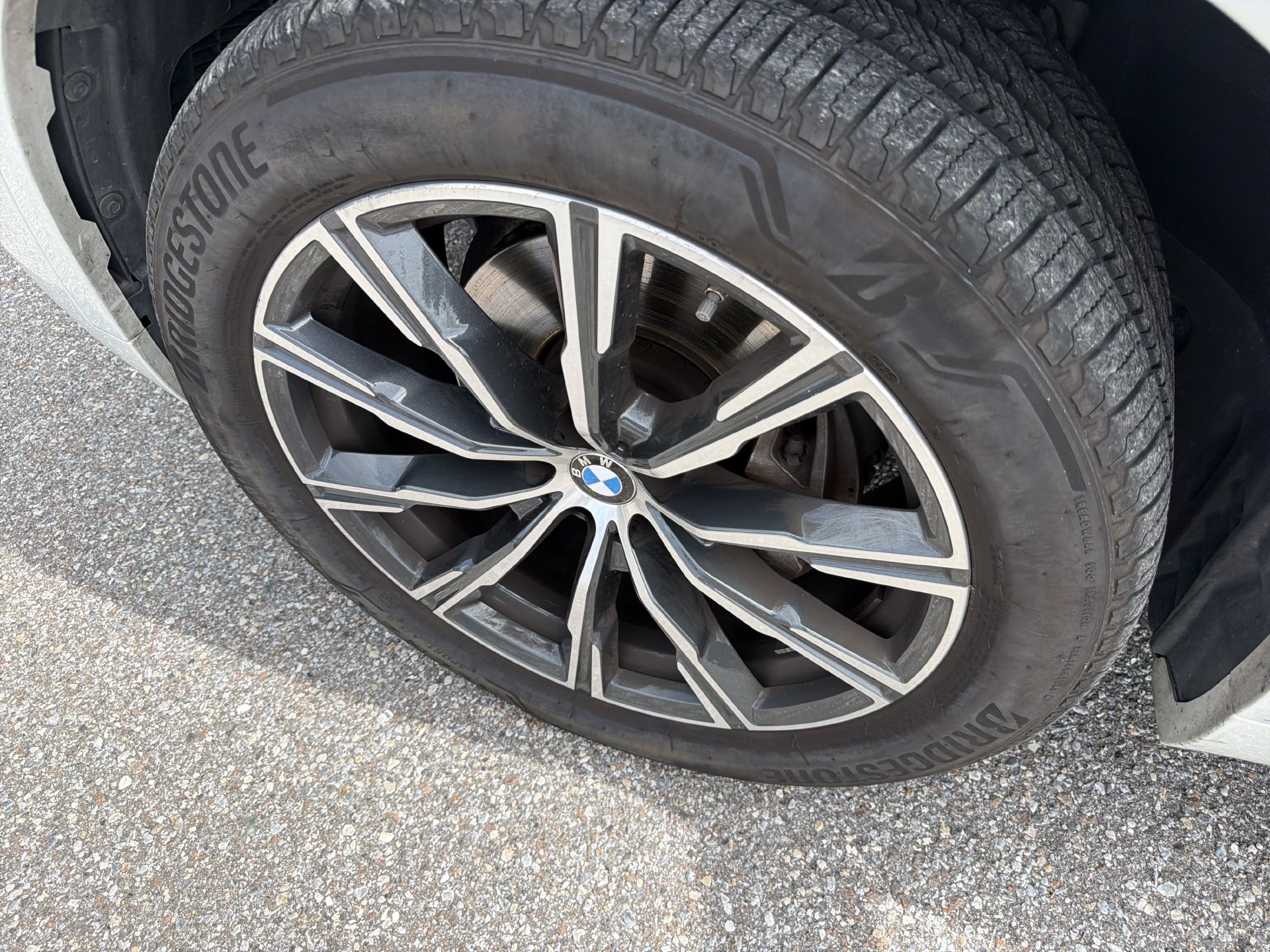 Used 2025 BMW X5 xDrive40i AWD/4WD image 10