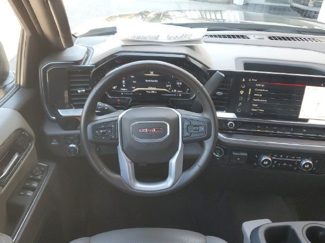 Used 2025 GMC Sierra 1500 SLT AWD/4WD image 14