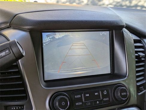 Used 2020 Chevrolet Tahoe LT image 16