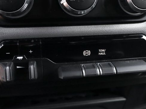 Used 2024 RAM 3500 Big Horn AWD/4WD image 37