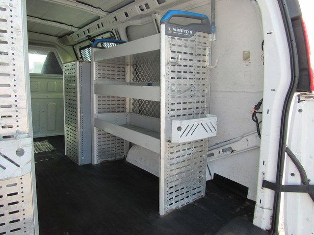 Used 2014 Chevrolet Express 2500 RWD image 21