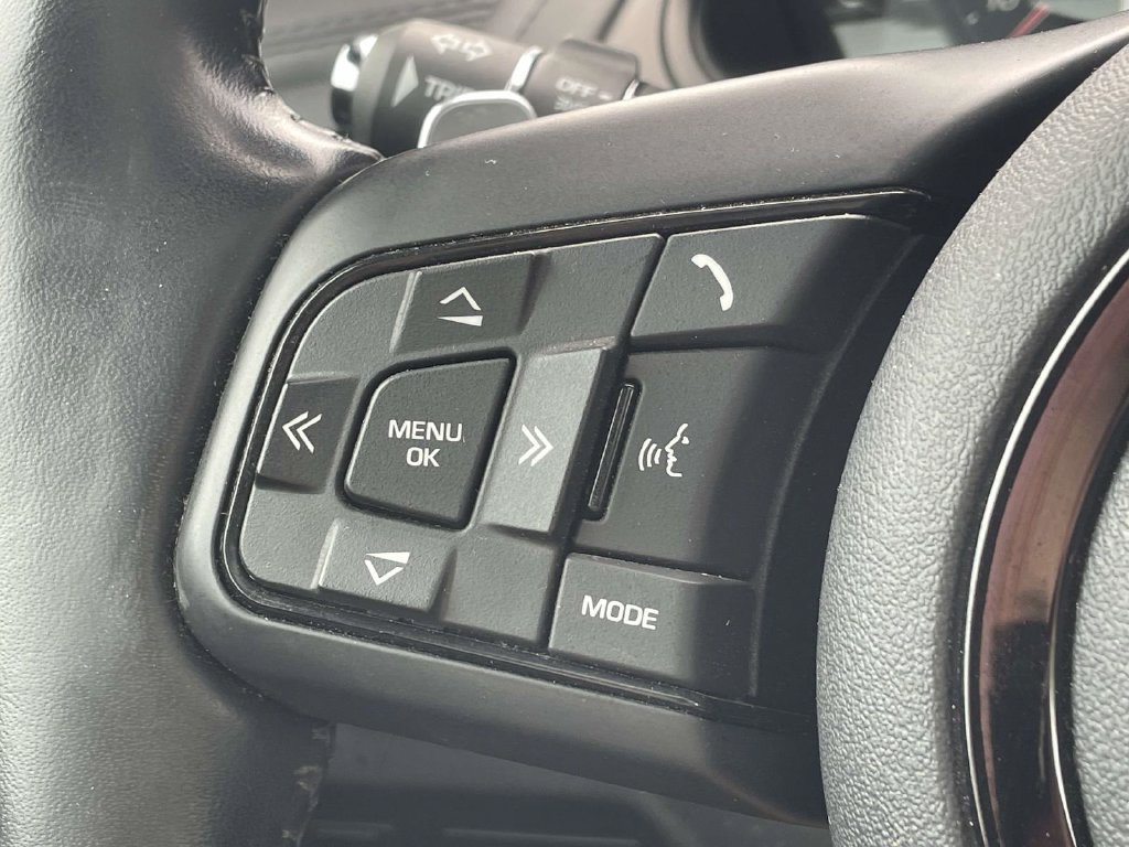 Used 2023 Jaguar F-TYPE R-Dynamic AWD/4WD image 23