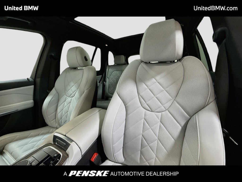 Used 2024 BMW X5 sDrive40i w/ Premium Package RWD image 12