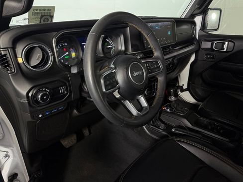 Used 2024 Jeep Wrangler Unlimited Sahara w/ Safety Group AWD/4WD image 14