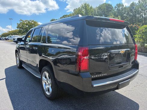 Used 2015 Chevrolet Suburban LTZ RWD image 3