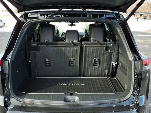 New 2026 Nissan Pathfinder SV image 30