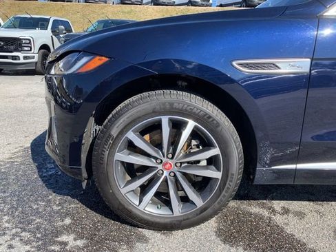 Used 2021 Jaguar F-PACE R-Dynamic S image 42