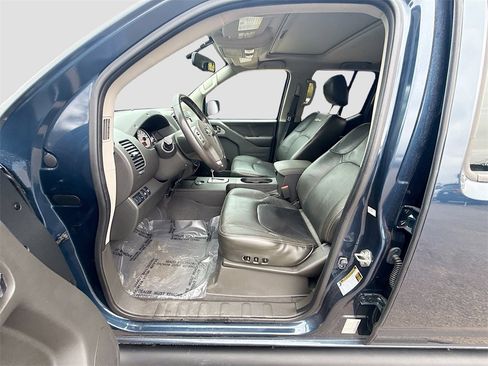 Used 2020 Nissan Frontier PRO-4X image 22