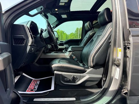 Used 2022 Ford F450 Platinum w/ FX4 Off-Road Package image 33