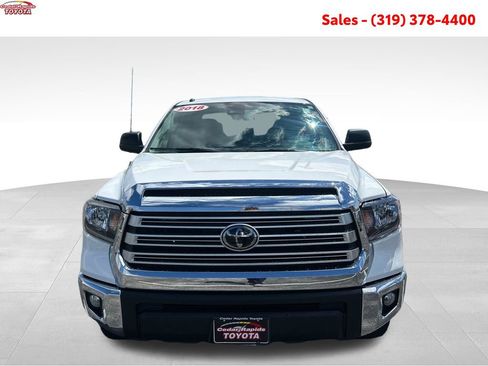 Certified 2018 Toyota Tundra SR5 w/ SR5 Upgrade Package AWD/4WD image 10