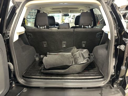 Used 2019 Ford EcoSport SE w/ SE Convenience Package image 31