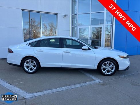 Used 2023 Honda Accord LX image 7