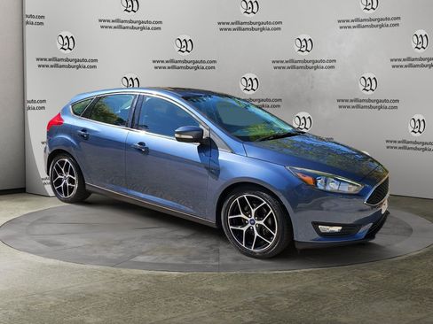 Used 2018 Ford Focus SEL FWD image 7