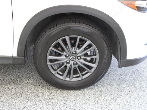Used 2021 MAZDA CX-5 Touring FWD image 5