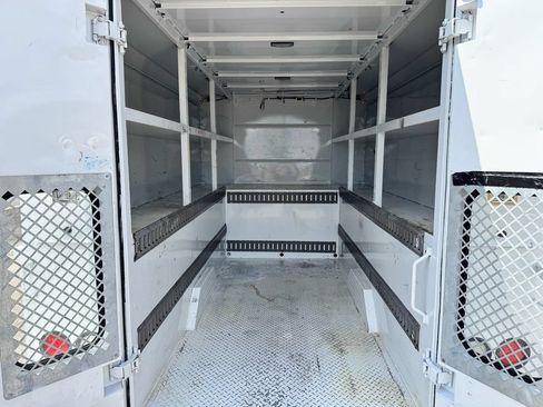 Used 2020 Ford Transit 350 w/ Interior Upgrade Package RWD image 32