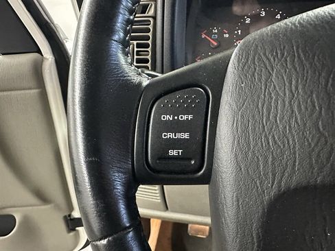 Used 2005 Jeep Wrangler Rubicon image 36