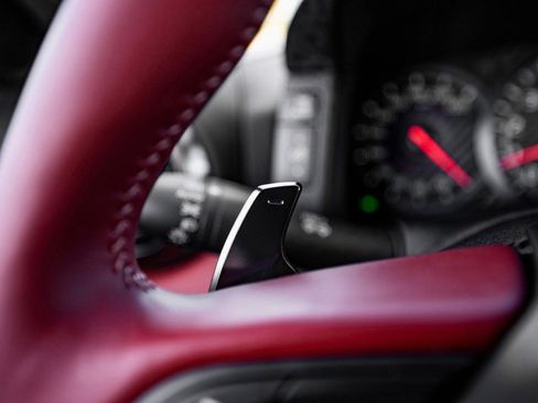 Used 2020 Nissan GT-R Premium w/ Premium Interior Package image 43