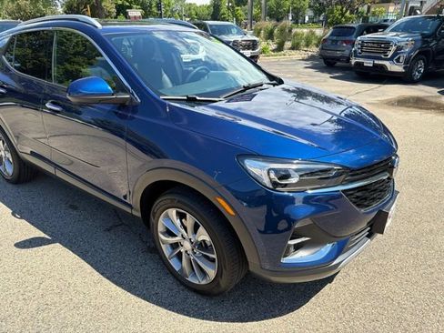 Used 2023 Buick Encore GX Essence w/ Experience Buick Package FWD image 7