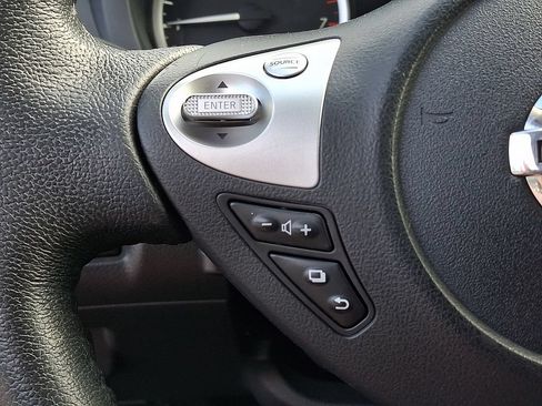 Used 2019 Nissan Sentra SV w/ Electronics Package FWD image 21