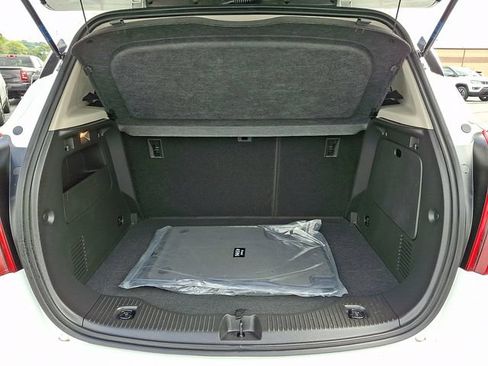 Used 2020 Buick Encore Preferred w/ Safety Package FWD image 27