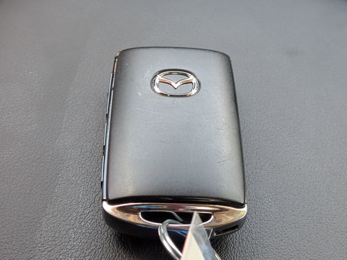 Certified 2025 MAZDA MAZDA3 s image 31