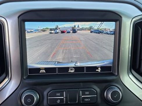 Used 2021 Chevrolet Silverado 1500 LTZ AWD/4WD image 22