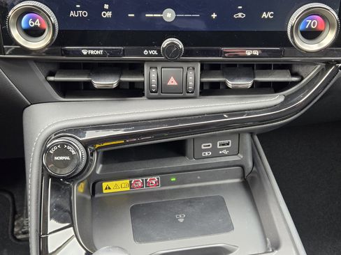 Used 2024 Lexus NX 300h AWD w/ Luxury Package image 24