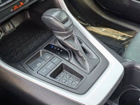 Used 2023 Toyota RAV4 XLE image 12