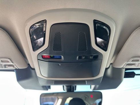 Used 2023 Subaru Legacy Premium image 10