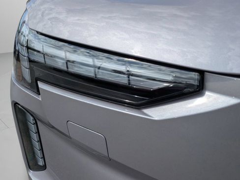 New 2026 Volvo EX90 Plus RWD image 28
