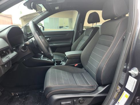 Used 2024 Honda CR-V Sport image 11