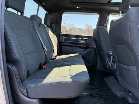 Used 2019 RAM 1500 Big Horn image 18