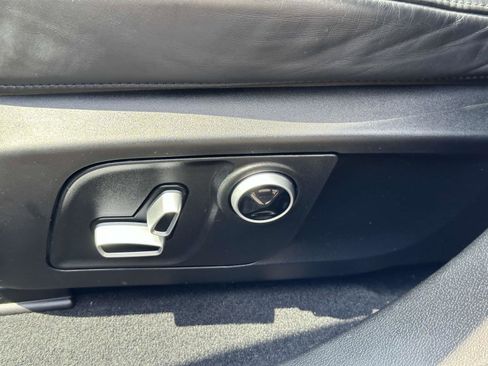 Used 2022 Maserati Levante Modena AWD/4WD image 14