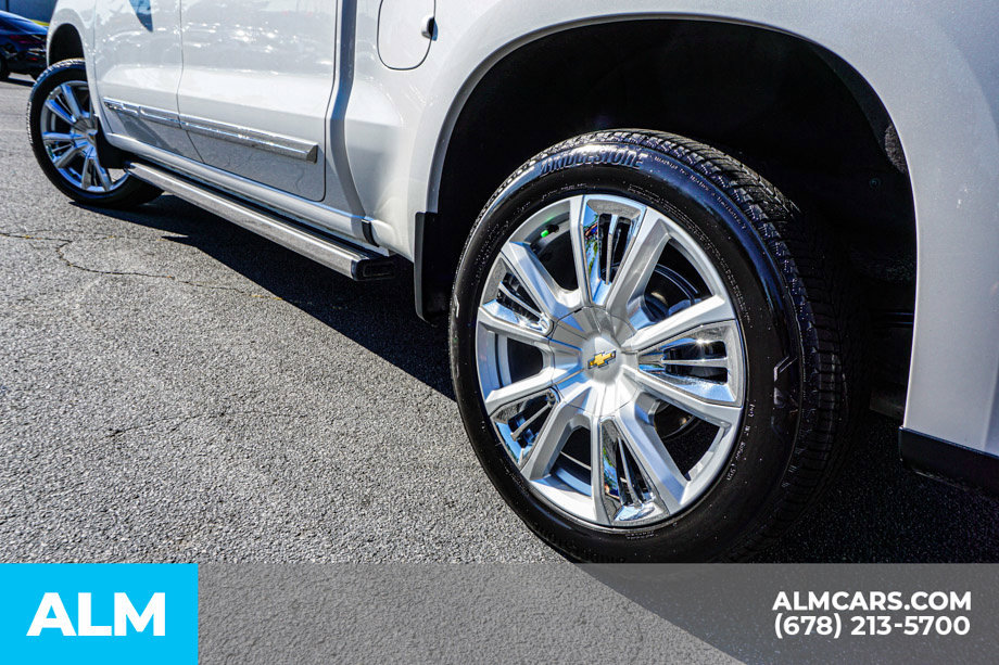 Used 2024 Chevrolet Silverado 1500 High Country w/ High Country Premium Package AWD/4WD image 16