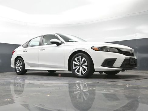 Used 2023 Honda Civic LX image 41