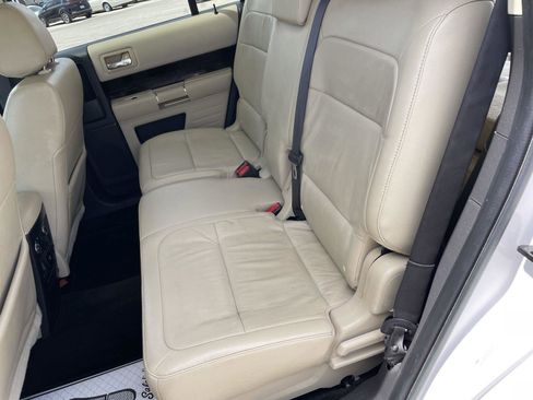 Used 2017 Ford Flex SEL w/ Equipment Group 202A FWD image 23