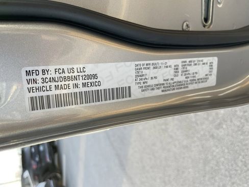 Used 2022 Jeep Compass Latitude w/ Convenience Group image 10