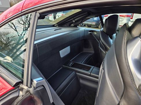 Used 2017 Mercedes-Benz SL 550 image 14