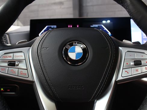 Used 2025 BMW X7 xDrive40i AWD/4WD image 73