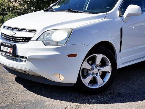 Used 2013 Chevrolet Captiva Sport LTZ image 4