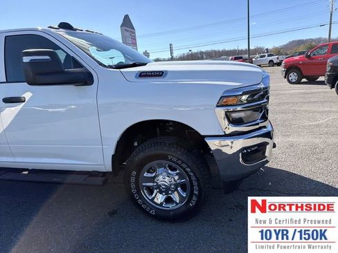 New 2026 RAM 2500 Tradesman AWD/4WD image 4