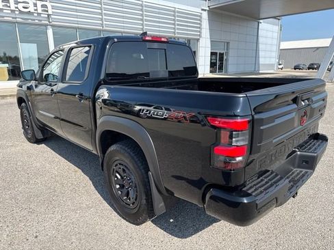 Used 2025 Nissan Frontier PRO-4X AWD/4WD image 11