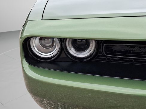 Certified 2022 Dodge Challenger SXT w/ Blacktop Package image 9