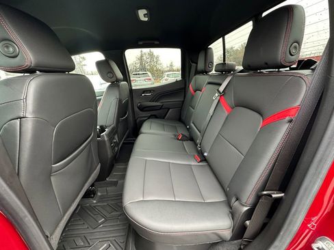 Used 2024 Chevrolet Colorado Z71 w/ Z71 Convenience Package 2 image 22