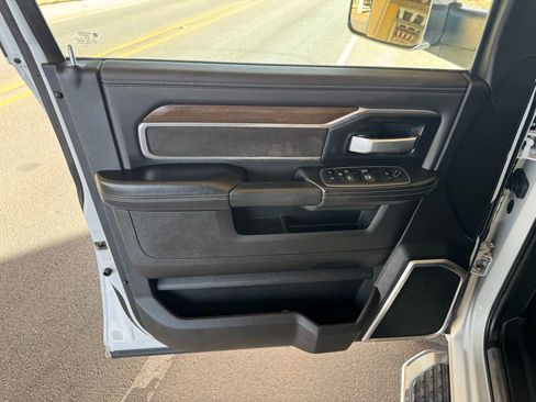 Used 2022 RAM 2500 Laramie image 11