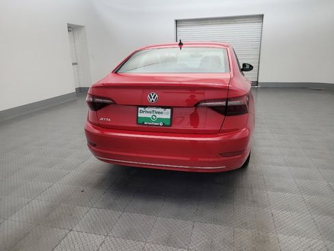 Used 2020 Volkswagen Jetta SE w/ SE Cold Weather Package FWD image 7