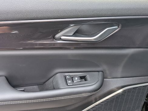 Certified 2021 Jeep Grand Cherokee L Laredo w/ Luxury Tech Group I image 28