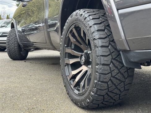 Used 2022 RAM 1500 Laramie AWD/4WD image 38
